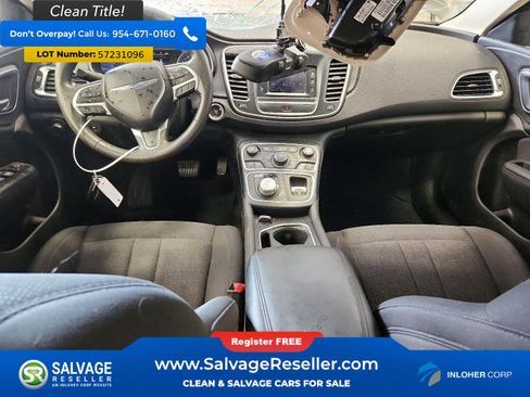 Used 2015 Chrysler 200 Limited FWD image 11