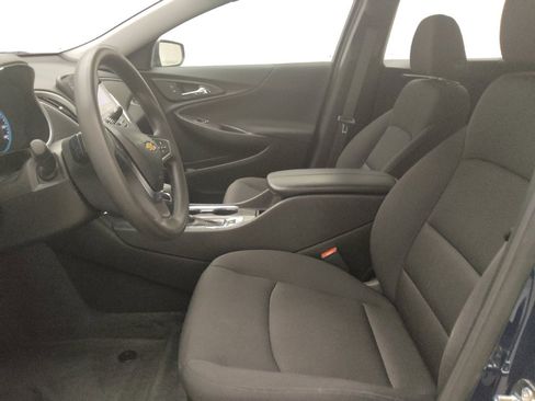 Used 2022 Chevrolet Malibu LT FWD image 17