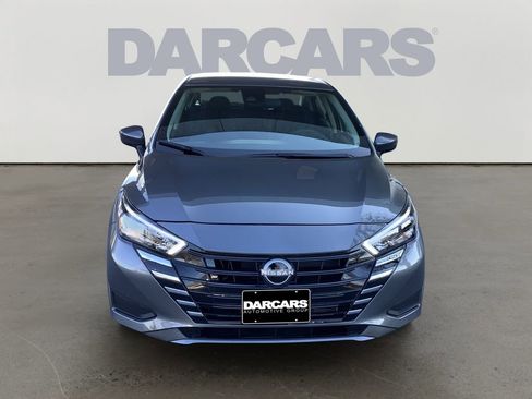 Used 2025 Nissan Versa SV w/ Trunk Package image 2