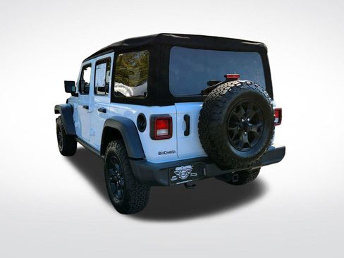 Used 2023 Jeep Wrangler Willys image 5