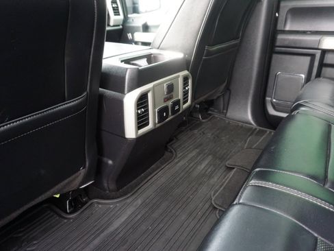 Used 2019 Ford F150 Lariat w/ Equipment Group 502A Luxury image 15