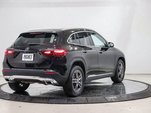 Used 2025 Mercedes-Benz GLA 250 4MATIC image 4
