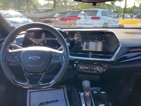 New 2026 Chevrolet Trax RS w/ Driver Confidence Package FWD image 11