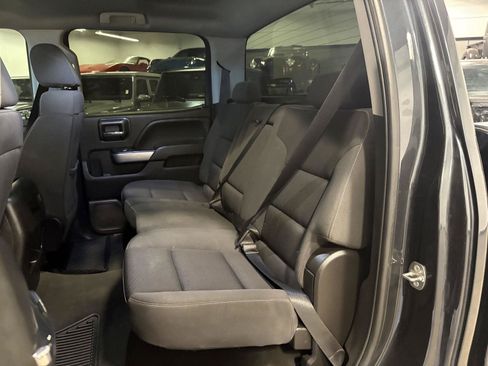 Used 2018 Chevrolet Silverado 1500 LT w/ All Star Edition AWD/4WD image 29