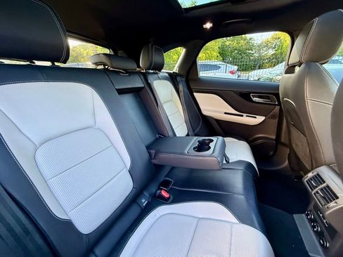 Used 2017 Jaguar F-PACE R-Sport AWD/4WD image 31
