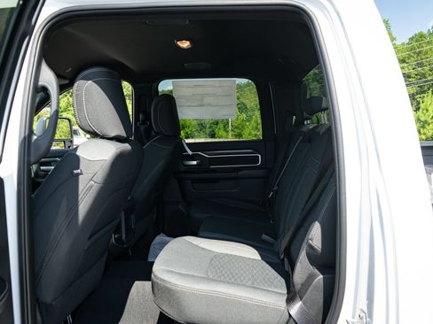 New 2026 RAM 3500 Big Horn AWD/4WD image 18