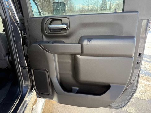 Used 2024 Chevrolet Silverado 2500 Custom w/ Custom Value Package image 26