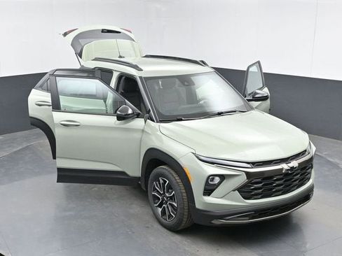 New 2026 Chevrolet TrailBlazer ACTIV w/ Driver Confidence Package FWD image 47