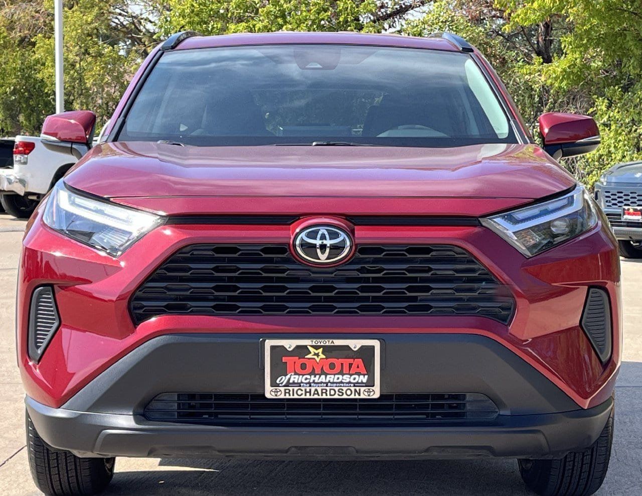 Used 2025 Toyota RAV4 XLE AWD/4WD image 7