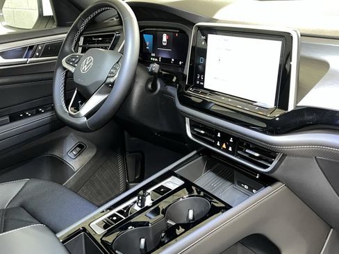 New 2026 Volkswagen Atlas Cross Sport SE AWD/4WD image 5