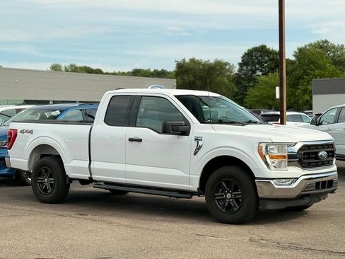 Certified 2022 Ford F150 XLT w/ Equipment Group 301A Mid AWD/4WD image 25