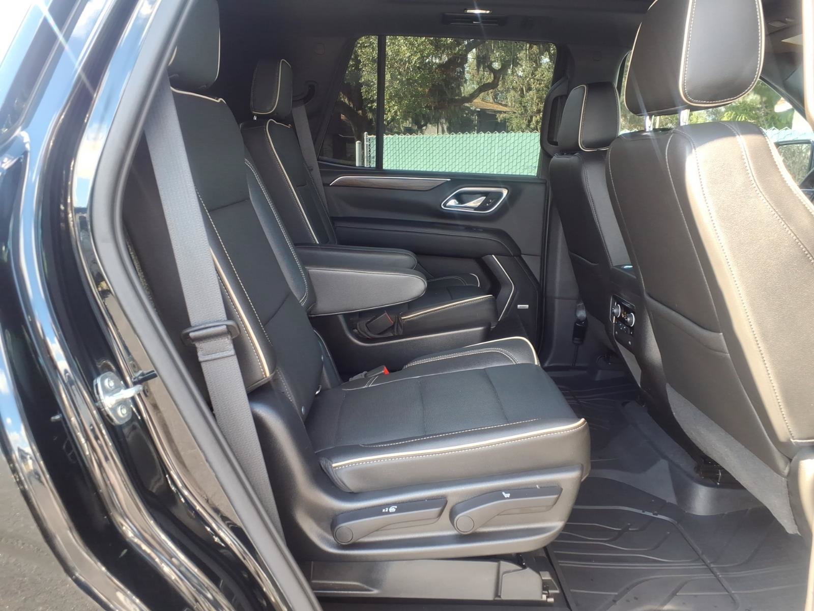 Used 2021 Chevrolet Tahoe Premier AWD/4WD image 14