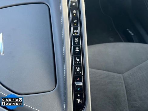 Used 2024 Chevrolet Corvette Stingray Premium Conv w/ Z51 Performance Package image 32