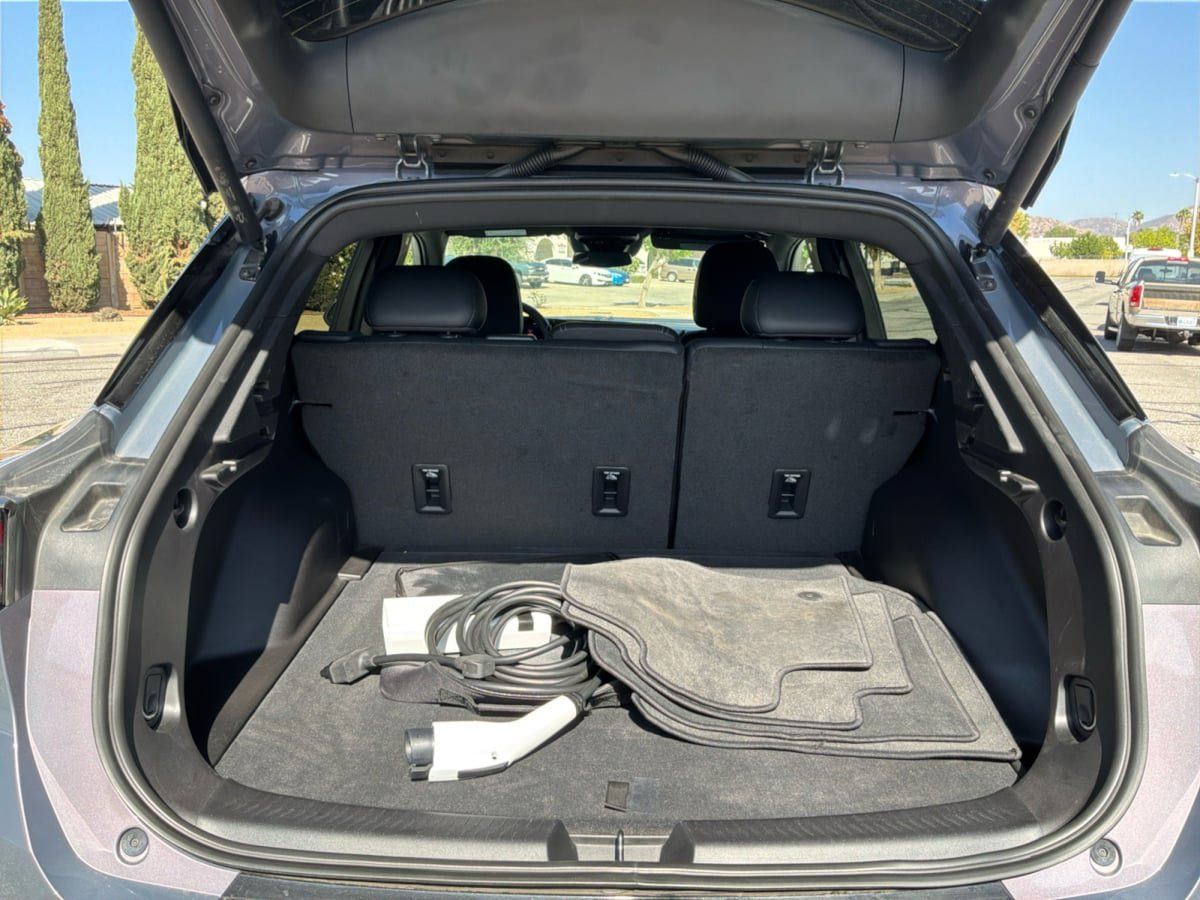 Used 2024 Chevrolet Equinox EV LT FWD image 22