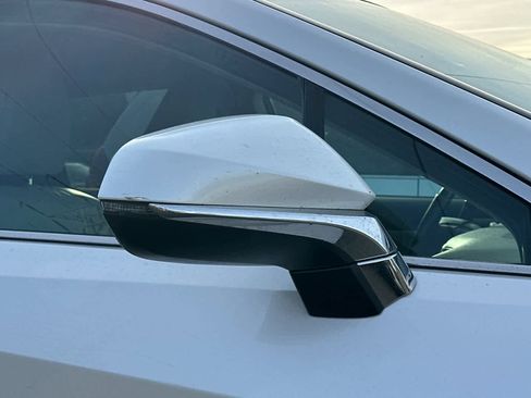 Used 2017 Lexus RX 450h AWD w/ Cold Weather Package image 13