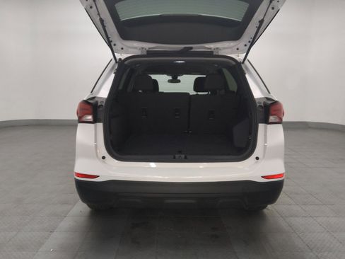 Used 2024 Chevrolet Equinox LS image 29