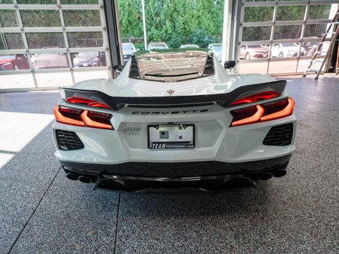 Used 2023 Chevrolet Corvette Stingray Coupe w/ 1LT RWD image 3