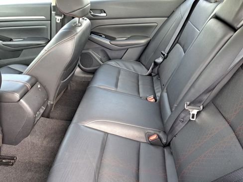 Used 2024 Nissan Altima 2.5 SR w/ SR Premium Package image 21