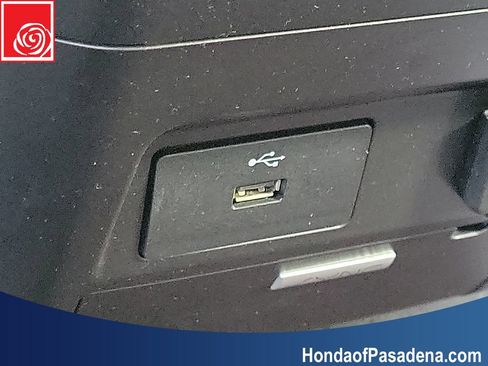 Used 2017 Ford F150 XLT RWD image 9