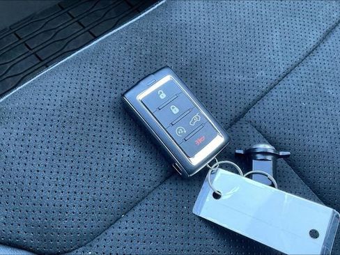 Used 2022 Jeep Grand Cherokee Trailhawk w/ Advanced Protech Group II image 26