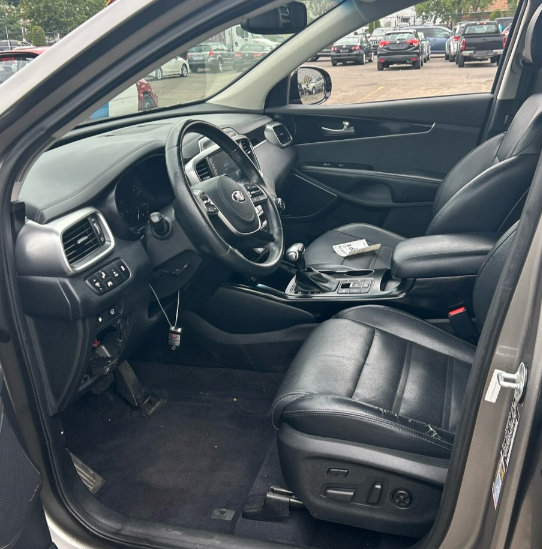 Used 2019 Kia Sorento SX w/ SX Touring Package AWD/4WD image 6