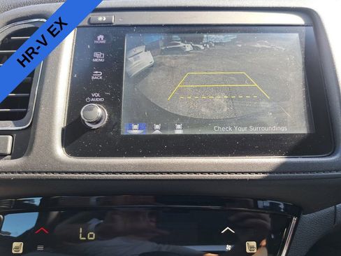 Used 2022 Honda HR-V EX image 10