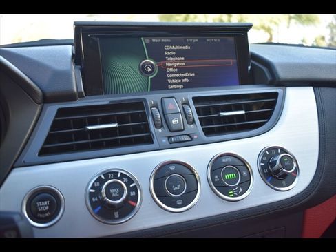 Used 2016 BMW Z4 sDrive28i RWD image 17
