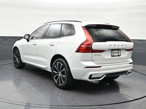Used 2024 Volvo XC60 B5 Plus w/ Protection Package Premier AWD/4WD image 3