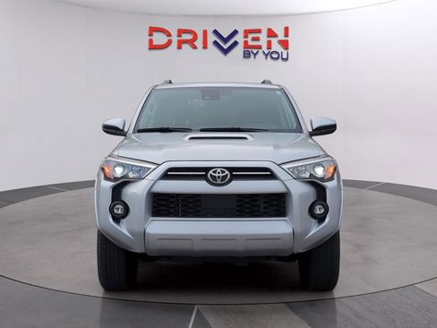 Used 2024 Toyota 4Runner TRD Off-Road image 5