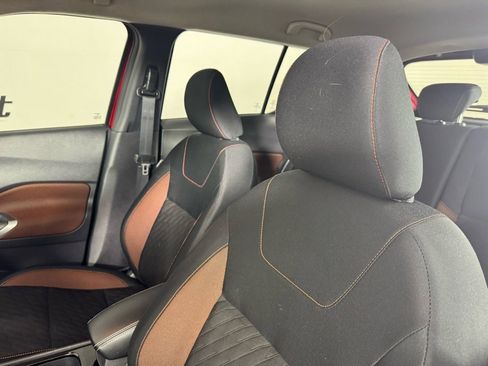 Used 2024 Nissan Kicks SR image 10