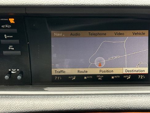 Used 2010 Mercedes-Benz CL 550 4MATIC image 52