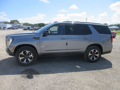 New 2026 GMC Yukon AT4 Ultimate AWD/4WD image 7