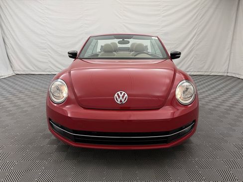 Used 2013 Volkswagen Beetle 2.0T image 2