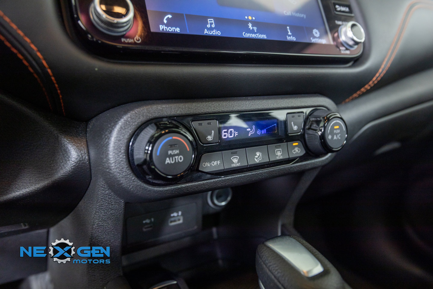 Used 2024 Nissan Kicks SR w/ SR Premium Package FWD image 19