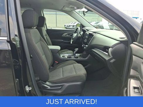 Used 2021 Chevrolet Traverse LS AWD/4WD image 25