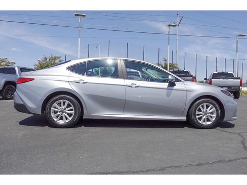 Used 2025 Toyota Camry LE FWD image 2