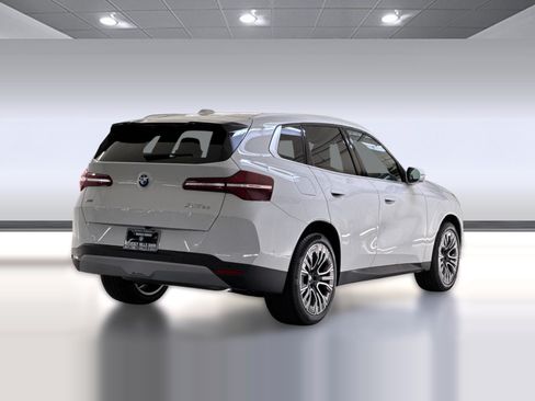 Used 2026 BMW X3 xDrive30i w/ Convenience Package AWD/4WD image 8