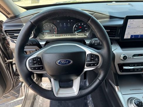 Certified 2024 Ford Explorer XLT w/ Equipment Group 202A image 14