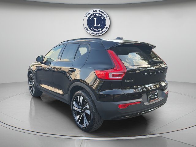 Certified 2024 Volvo XC40 B5 Plus w/ Protection Package Premier AWD/4WD image 5