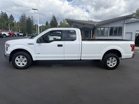 Used 2017 Ford F150 XLT w/ Max Trailer Tow Package image 14