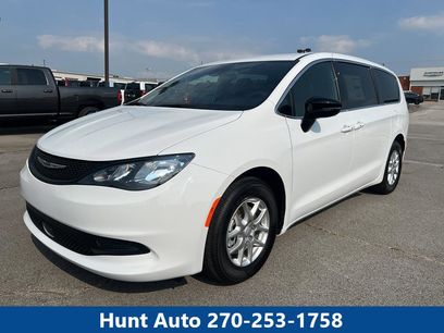 New 2025 Chrysler Voyager LX