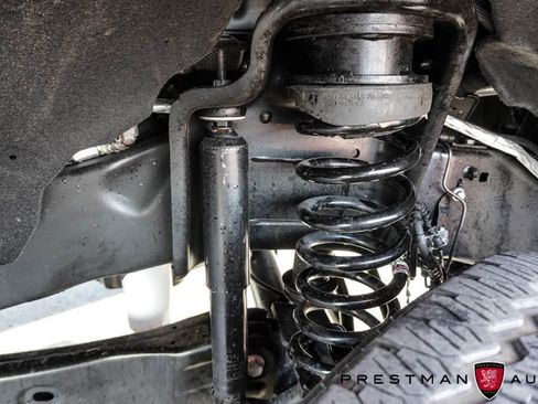 Used 2024 Ford F350 Lariat w/ FX4 Off-Road Package image 4