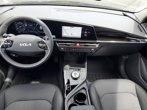 New 2025 Kia Niro Wind w/ Wind Preserve Package image 13