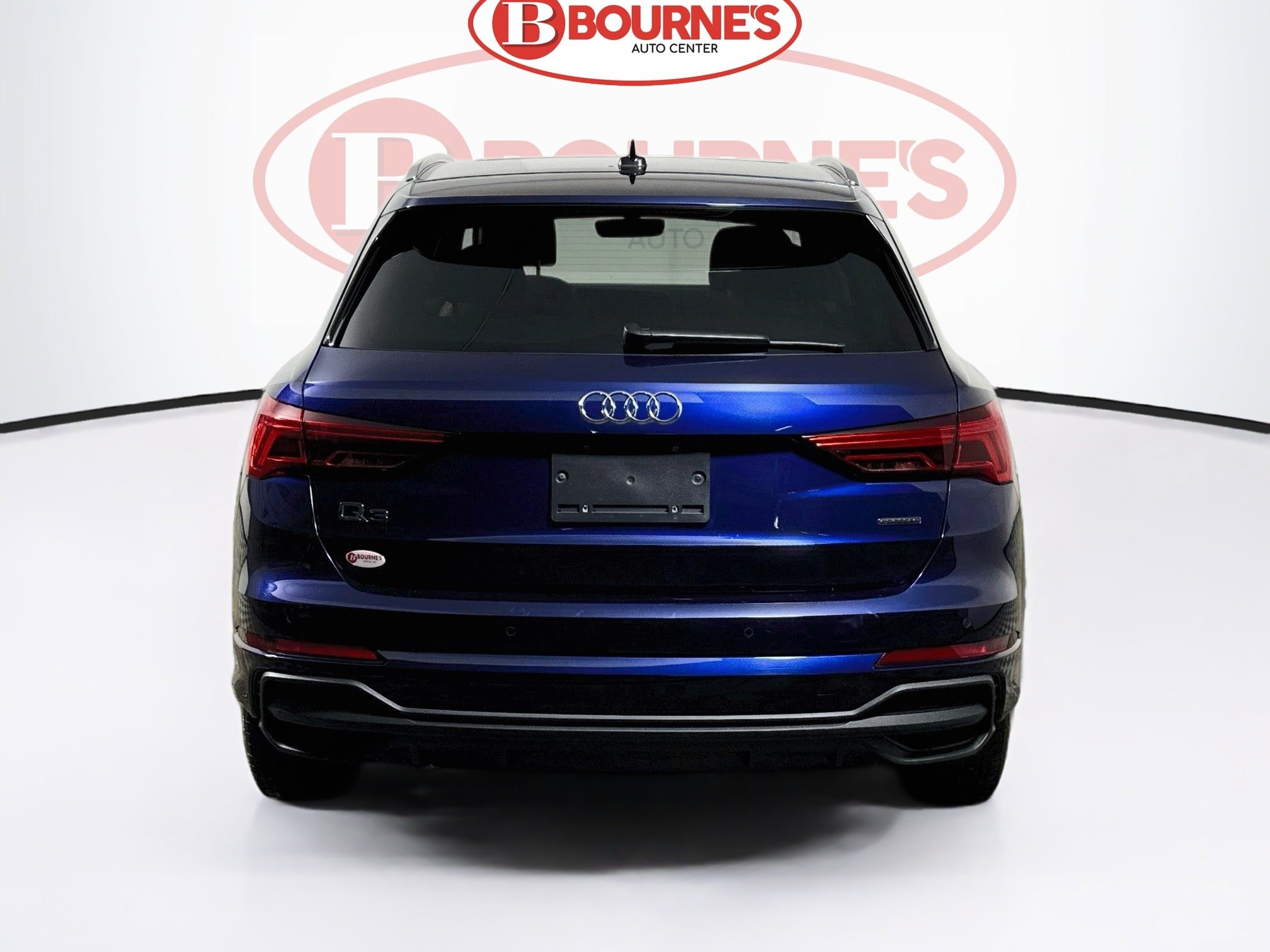 Used 2024 Audi Q3 2.0T Premium AWD/4WD image 9