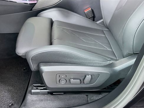 New 2026 BMW X3 xDrive30 w/ Premium Package image 21