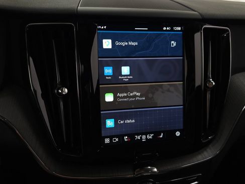 Certified 2025 Volvo XC60 B5 Plus AWD/4WD image 25