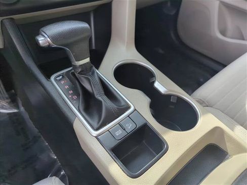 Used 2021 Kia Sportage LX w/ LX Fwd Popular Package image 14
