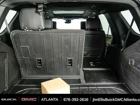 Used 2026 GMC Yukon Denali Ultimate AWD/4WD image 34