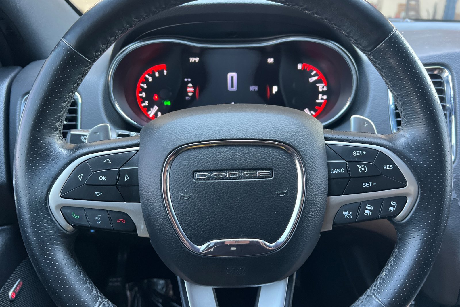 Used 2015 Dodge Durango R/T w/ Technology Group AWD/4WD image 29