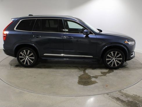 Used 2022 Volvo XC90 T8 Inscription image 7